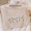 Daisy Embroidered Shirt  Flower T-shirt  Gift For Her/Bestfriend  Floral Sweatshirt  Cute Embroidered Hoodie  Embroidered Wildflower - 3XL, WHITE