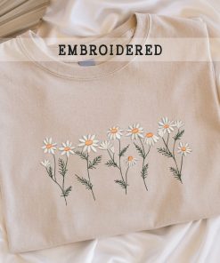 Daisy Embroidered Shirt  Flower T-shirt  Gift For Her/Bestfriend  Floral Sweatshirt  Cute Embroidered Hoodie  Embroidered Wildflower